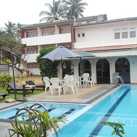 Ranveli Beach Hotel 拉维尼亚山 外观 照片