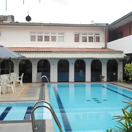 Ranveli Beach Hotel 拉维尼亚山 外观 照片