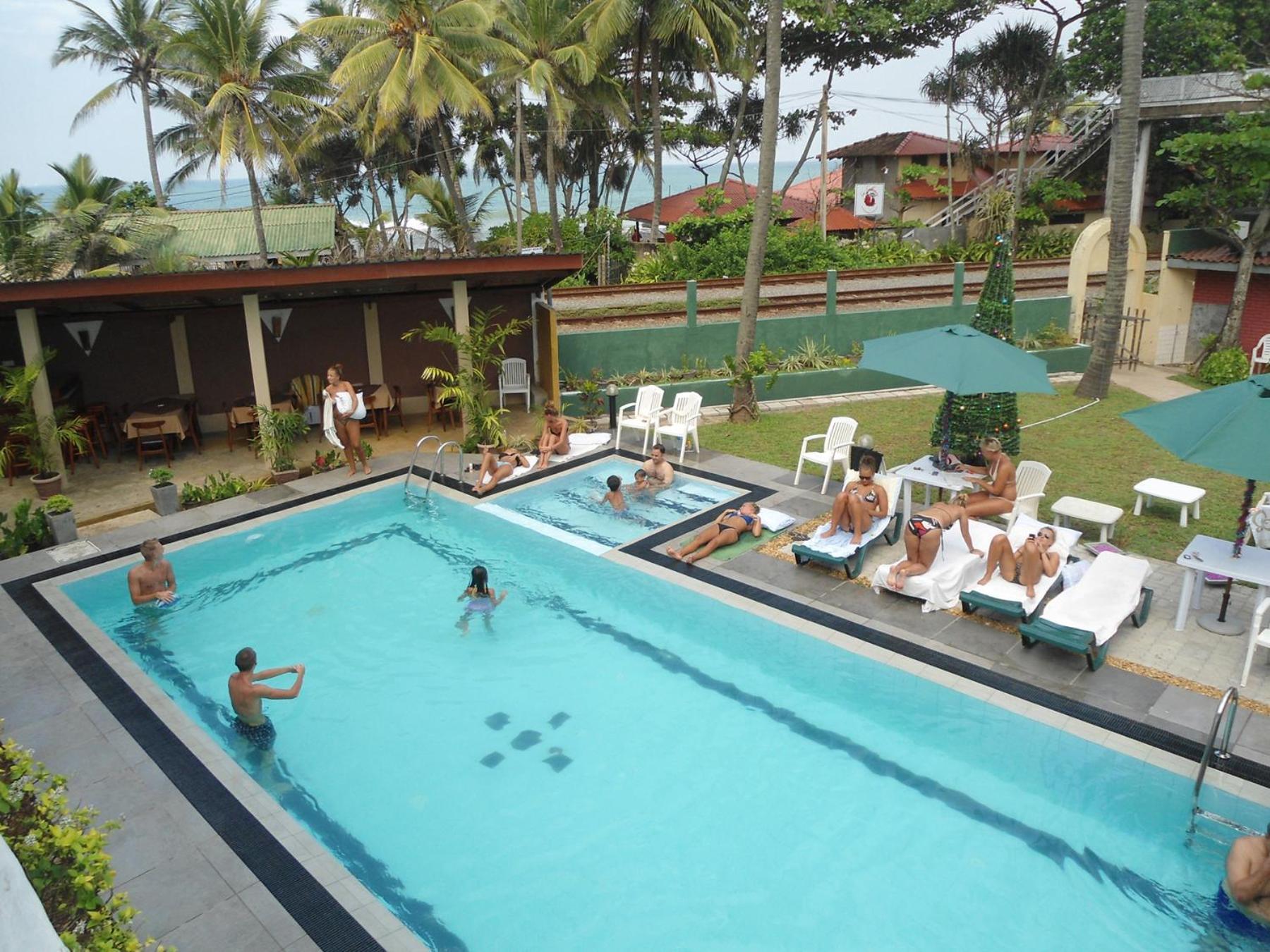 Ranveli Beach Hotel 拉维尼亚山 外观 照片