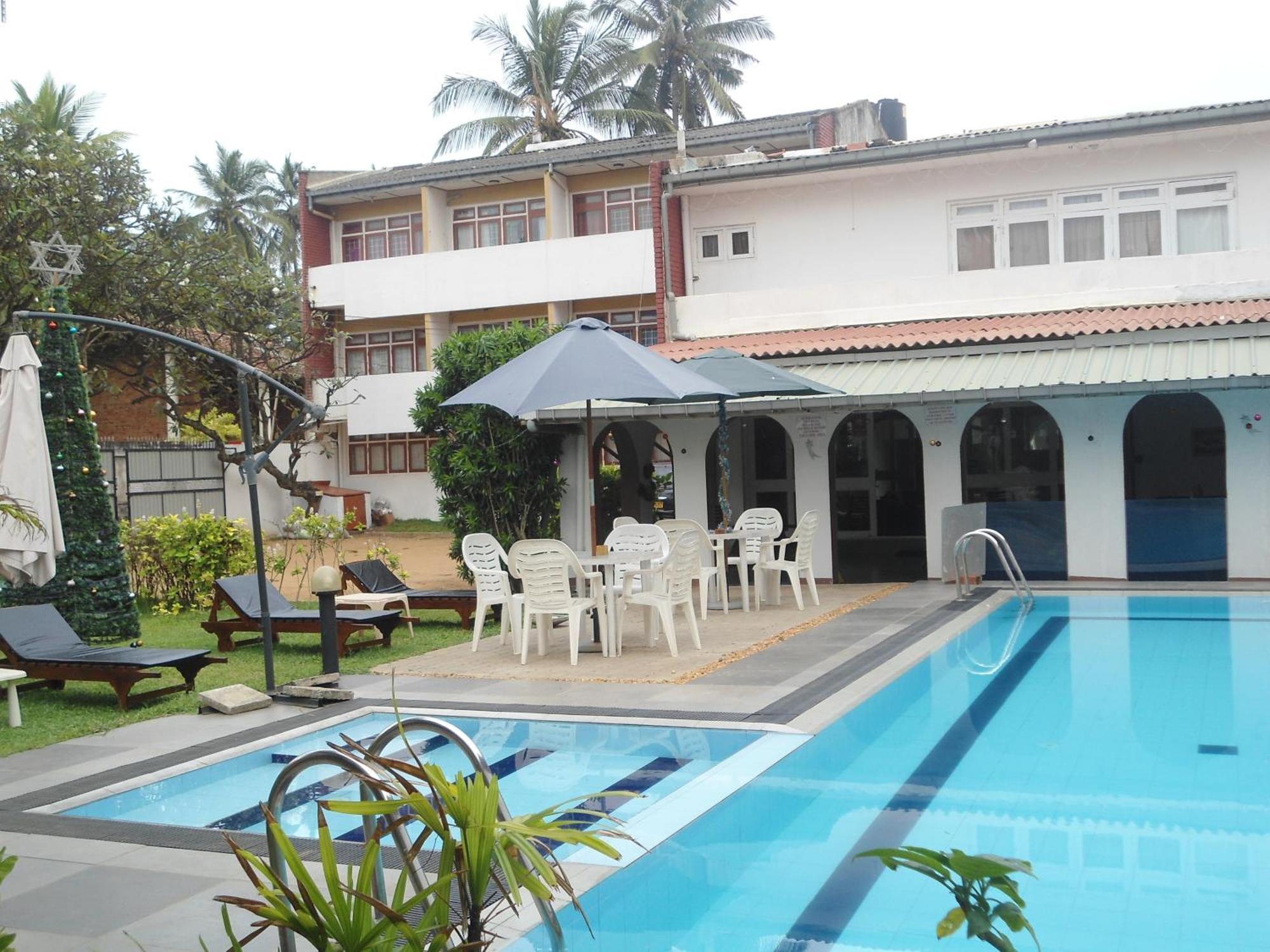 Ranveli Beach Hotel 拉维尼亚山 外观 照片