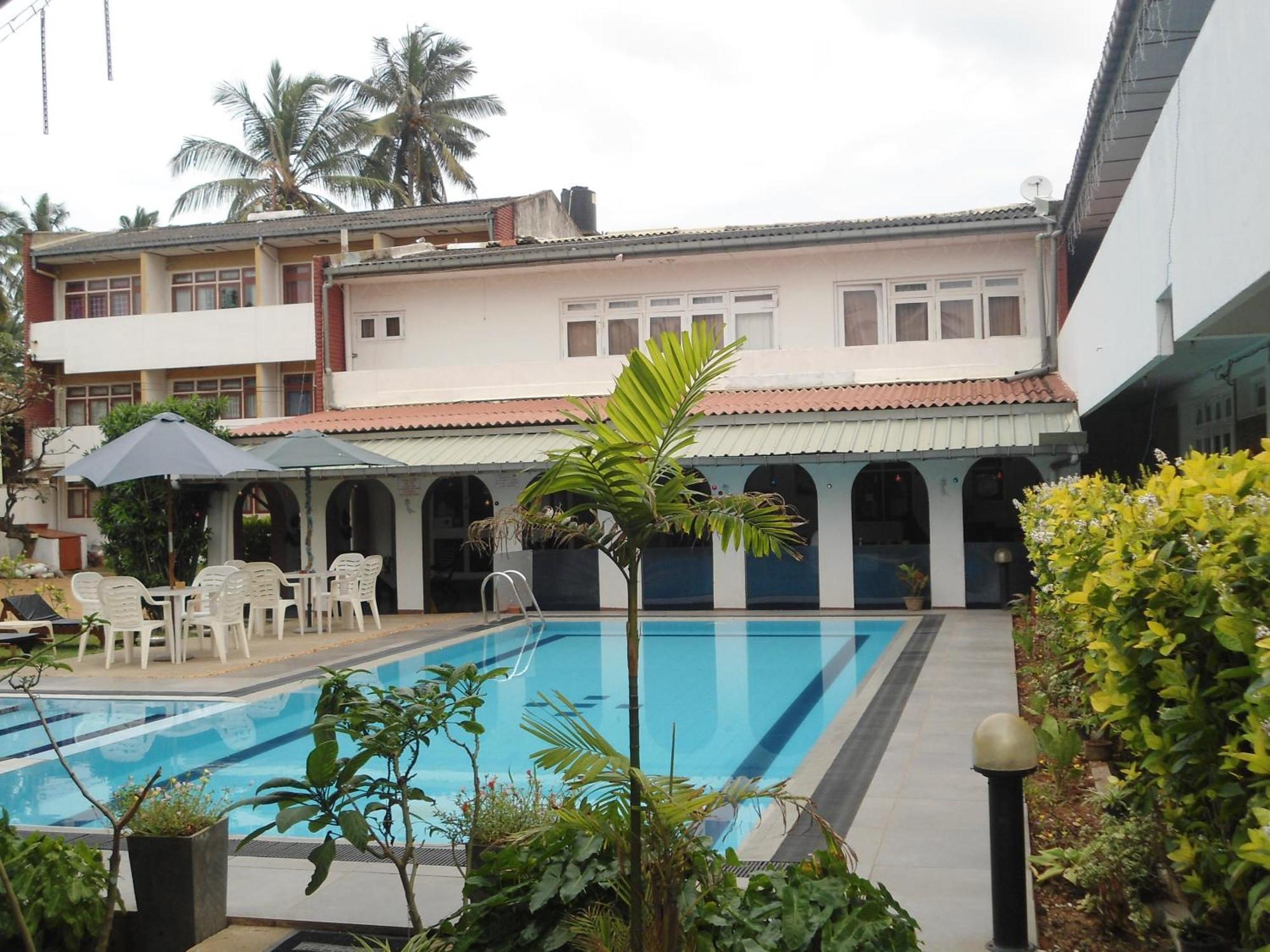 Ranveli Beach Hotel 拉维尼亚山 外观 照片