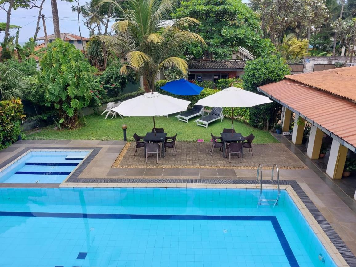 Ranveli Beach Hotel 拉维尼亚山 外观 照片